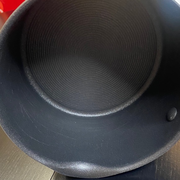 Viking Professional Nonstick Saucepan with Lid - Black - Picture 11 of 15